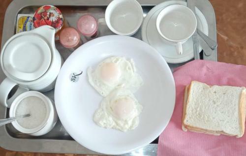 Hostal Hira Guest House