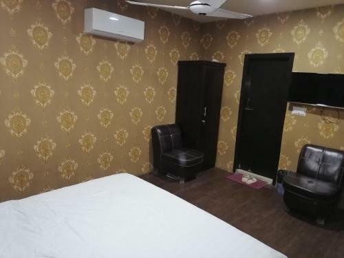 Hostal Mortal Hotel