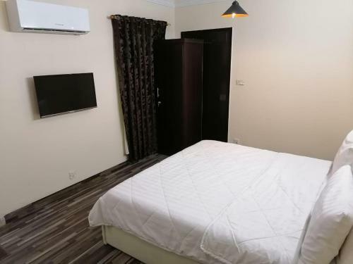 Hostal Mortal Hotel