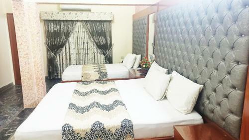 Hostal Rehaish
