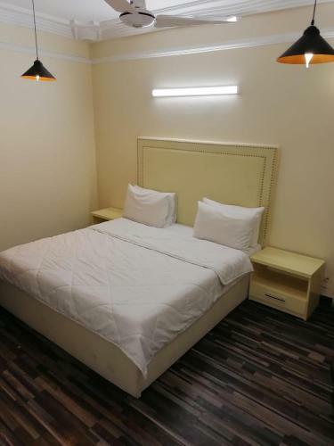 Hostal Couple Guest House Karachi