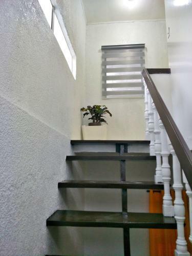 Monette's Fully Furnished Apartment With 2 Bedrooms