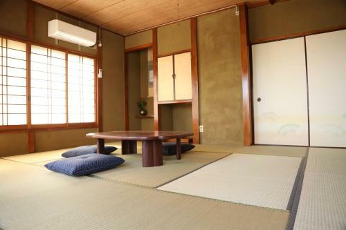 Hostal Guesthouse Nishihara