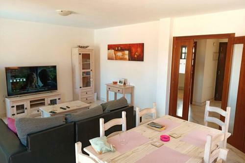 Casa Shakka Rocka: Lux Villa With Pool And View