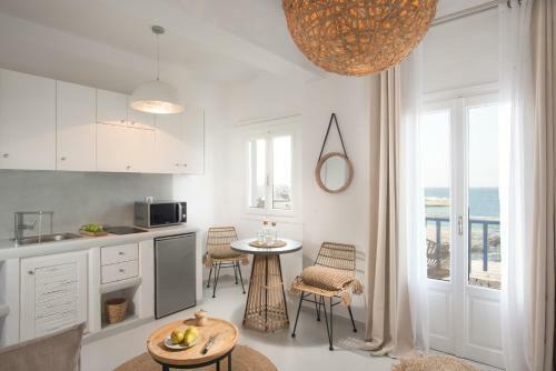 Hostal Apollon Rooms