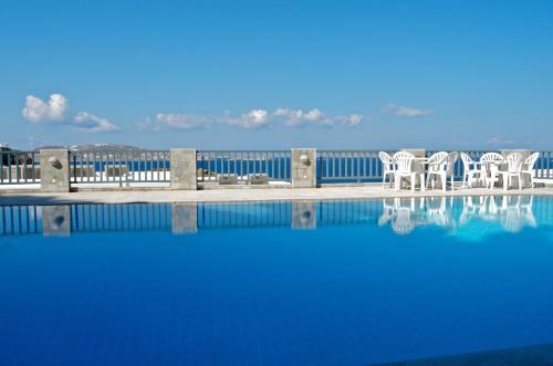 Alex Hotel