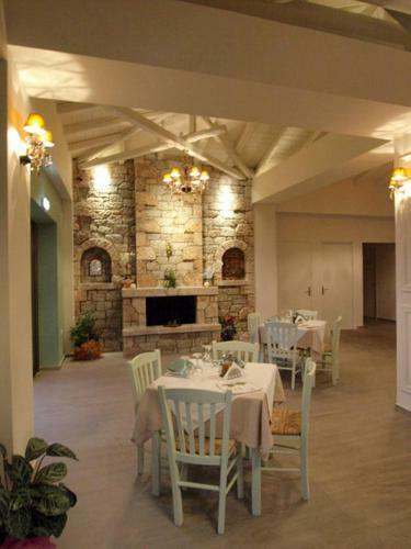 Kolokotronis Hotel
