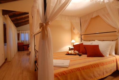 Hostal Anatoli Labreon