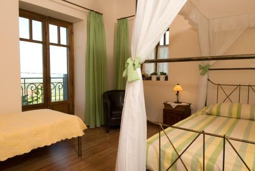 Hostal Anatoli Labreon