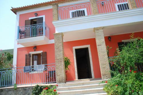 Hostal Anatoli Labreon