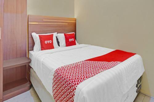 Hotel Oyo 90737 Losmen Aini Syariah