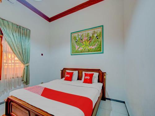 Oyo 90247 Hotel Palereman Soerabaia