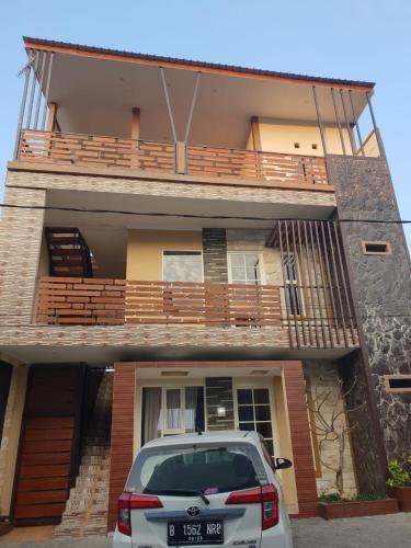 Villa Batu Malang 1