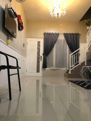 Apartamento Casa de Limo Batu