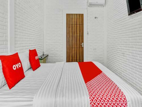 Hotel Oyo 90828 Ara Guest House