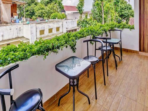 Hotel Oyo 90828 Ara Guest House