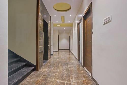 Oyo 81281 Hotel Jay Mahakali