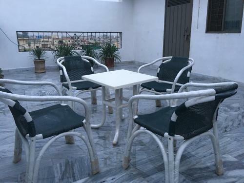 1 Bed Apartment With Terrace