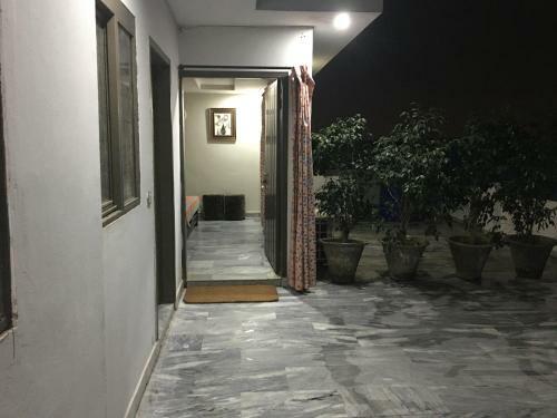 1 Bed Apartment With Terrace