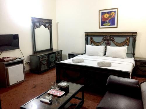 Hostal Hotel Inscope Pak