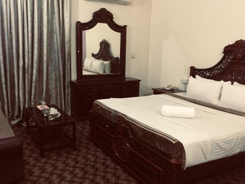 Hostal Hotel Inscope Pak