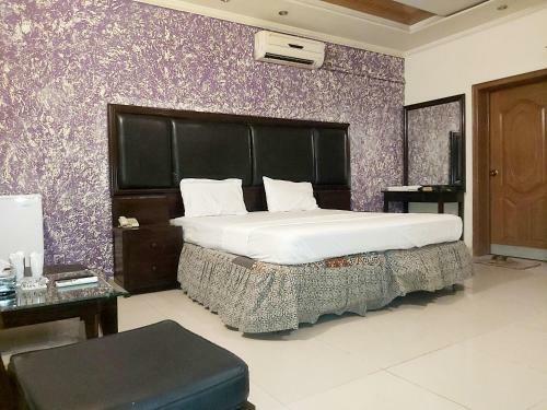 New Look Hotel