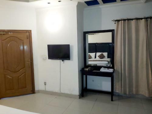 New Look Hotel
