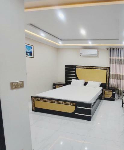 Hotel White Pearl