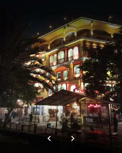 Fort View Hotel & Restaurant
