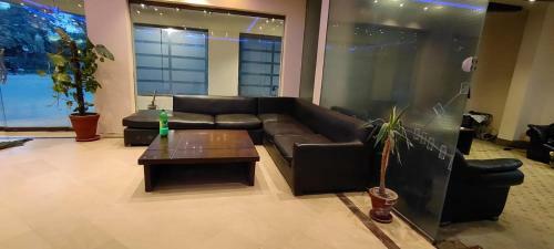 Seven Stars Hotel