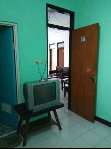 Hostal Hotel Teratai Putih