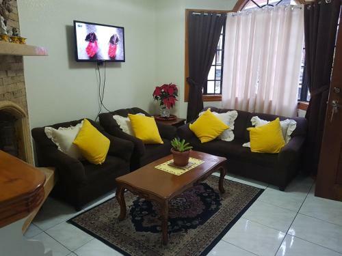 Jabbitos Baguio Transient House 1