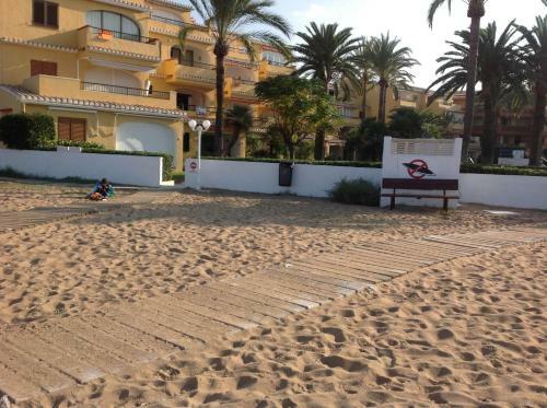 Apartamento Urbanizacion Primera L�nea de Playa