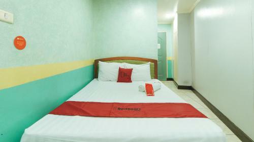 Hotel Reddoorz @ La Brea Inn Baguio