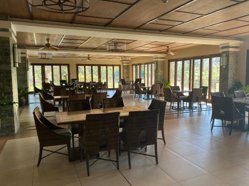 Apartamento Bristle Ridge Residences
