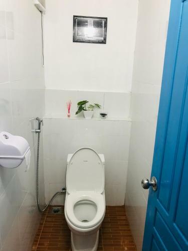 Naga Hostel & Caf�