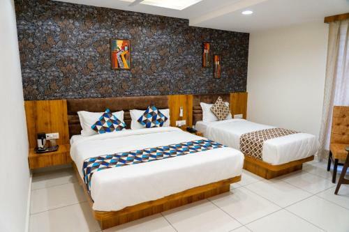 Hotel Lee Grand