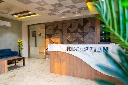 Hotel Lee Grand