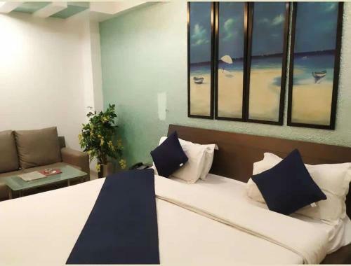 Hotel Laksh Residency