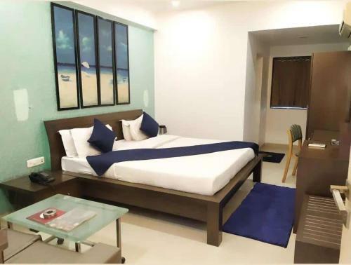 Hotel Laksh Residency