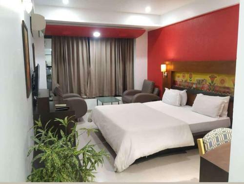Hotel Laksh Residency