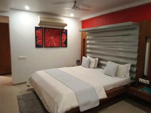 Hotel Laksh Residency