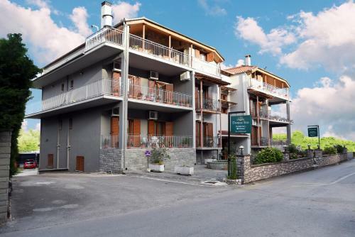 Hotel Pension Sakis