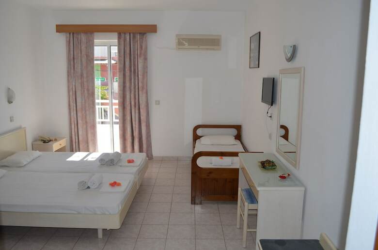 Aparthotel Kremasti Memories