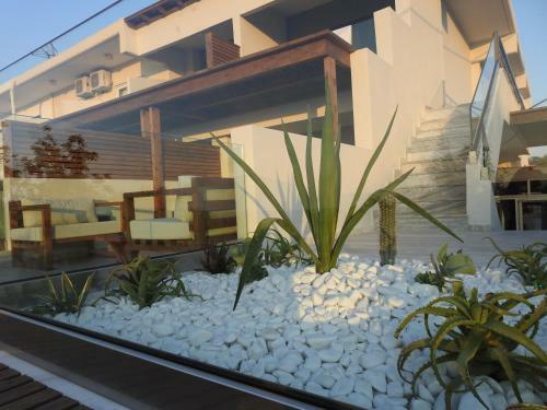 Hostal Nikos Rooms