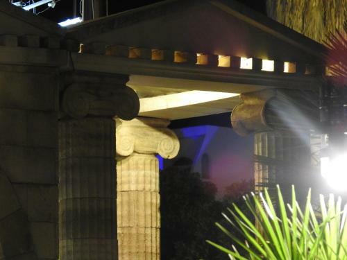 Hostal Nikos Rooms