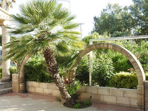 Hostal Nikos Rooms
