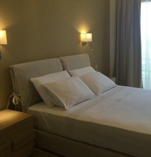 Hostal Nikos Rooms