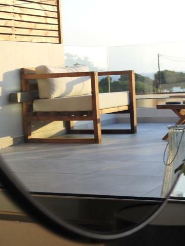 Hostal Nikos Rooms