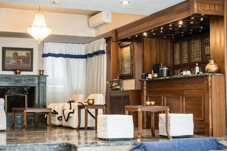 Hotel Elena